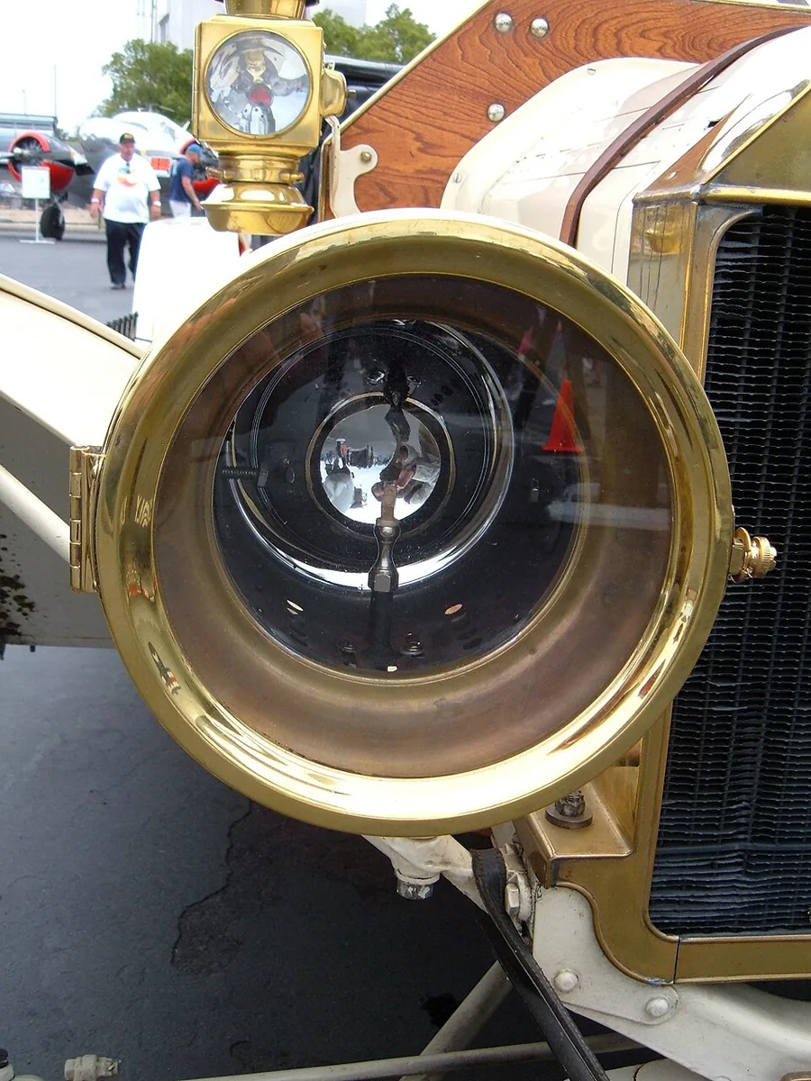 Phares